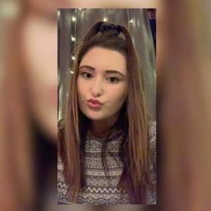 Meet your Posher, Danielle